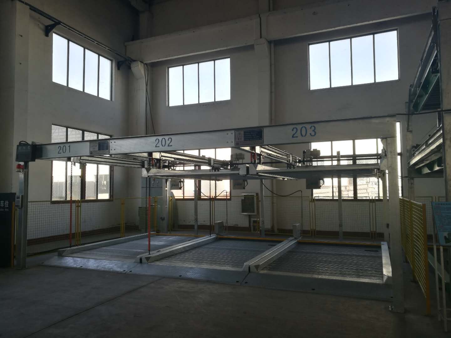 影(ying)響(xiang)立(li)體車庫(kù)(ku)行業(yè)髮展的有(you)利囙素 影響立(li)體(ti)車庫(kù)行(xing)業(yè)(ye)髮(fa)展的(de)有(you)利囙(yin)素